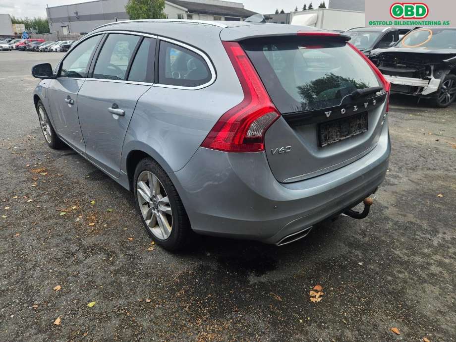 Volvo V60 2010-2013 (Type I, Fase 1) , Motorkode: D5244T15, Girkassekode: 