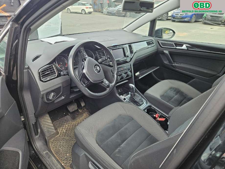 VW Golf Sportsvan 2014-2018 , Motorkode: CXXB, Girkassekode: 