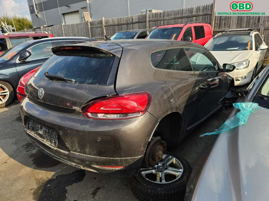 VW Scirocco 2008-2013 , Motorkode: CAXA, Girkassekode: 