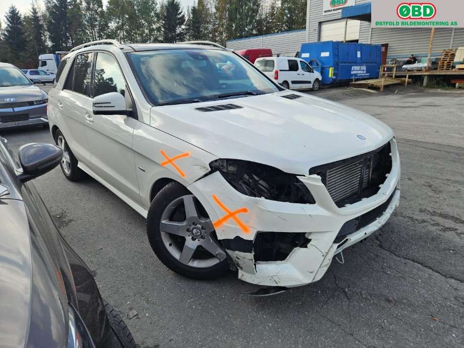 Mercedes ML 2011-2015 (Fase 1) (W166) (W166), Motorkode: OM642.826, Girkassekode: 