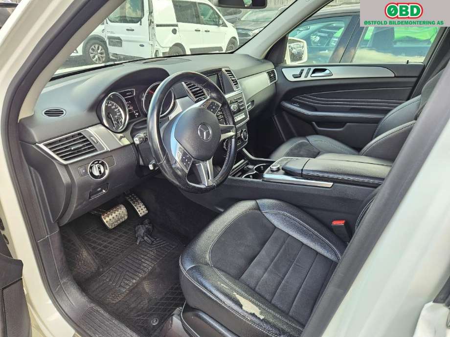 Mercedes ML 2011-2015 (Fase 1) (W166) (W166), Motorkode: OM642.826, Girkassekode: 