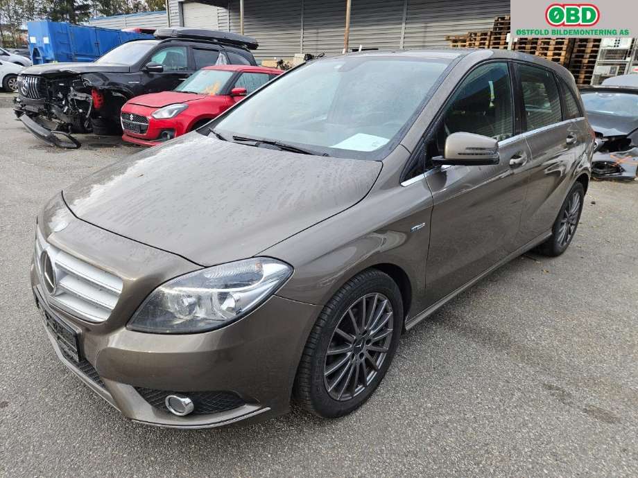 Mercedes B-Klasse 2011-2018 (W246) (W246), Motorkode: OM651.901, Girkassekode: 