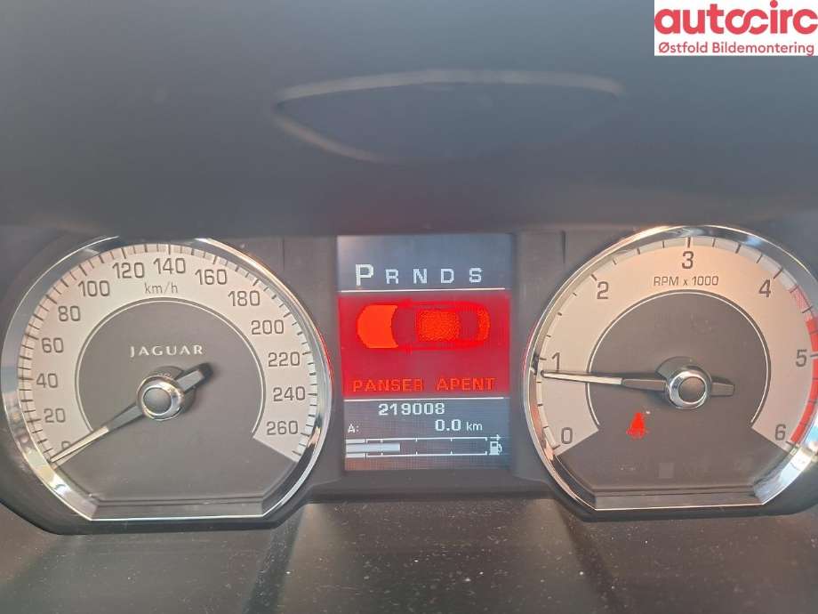 Jaguar XF 2008-2015 (X250) (X250), Motorkode: AJD, Girkassekode: 