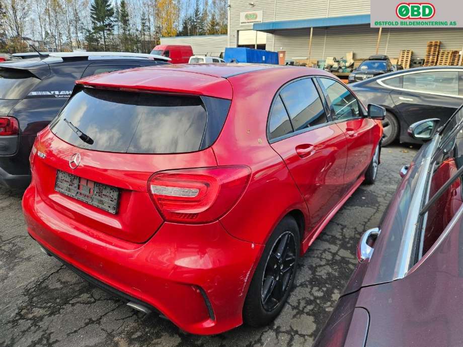 Mercedes A-Klasse 2012-2018 (W176) (W176), Motorkode: M270.910, Girkassekode: 