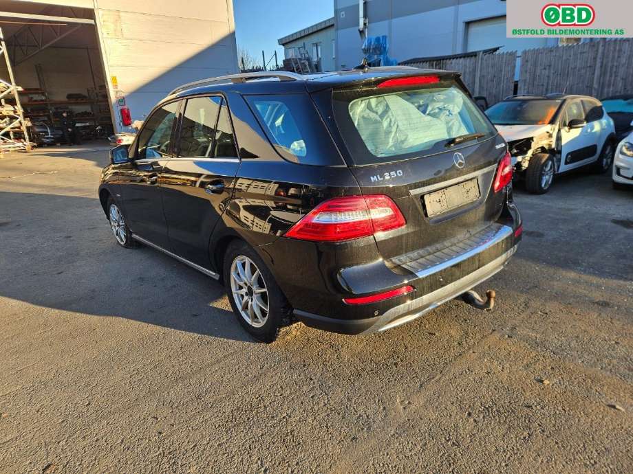 Mercedes ML 2011-2015 (Fase 1) (W166) (W166), Motorkode: OM651.960, Girkassekode: 