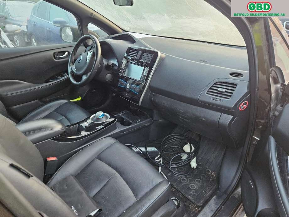 Nissan Leaf 2011-2017 (Type I) , Motorkode: EM57, Girkassekode: 