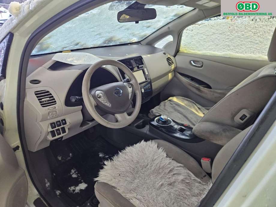 Nissan Leaf 2011-2017 (Type I) , Motorkode: EM61, Girkassekode: 