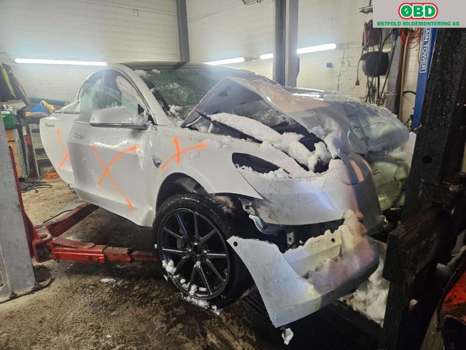 Tesla Model 3 2018-2023 (Fase 1) , Motorkode: 3D3, Girkassekode: 