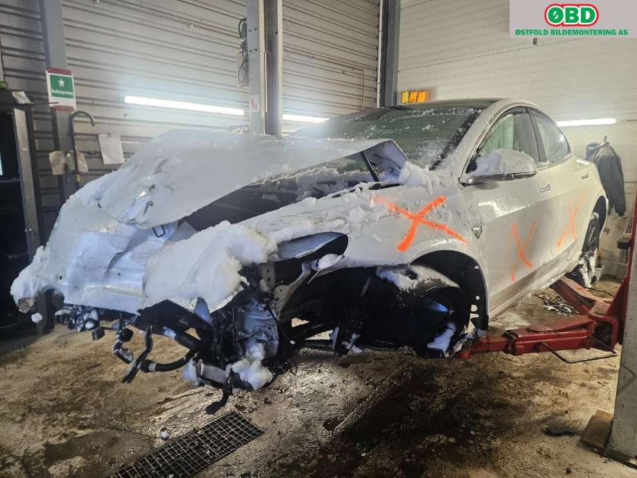 Tesla Model 3 2018-2023 (Fase 1) , Motorkode: 3D3, Girkassekode: 
