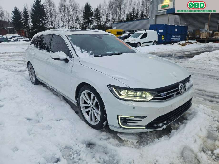 VW Passat 2015-2019 (Fase 1) (B8) (B8), Motorkode: CUKC, Girkassekode: 