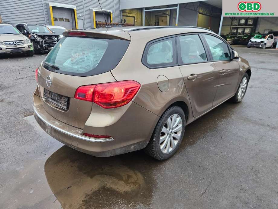 Opel Astra J 2010-2015 , Motorkode: A14XER, Girkassekode: 