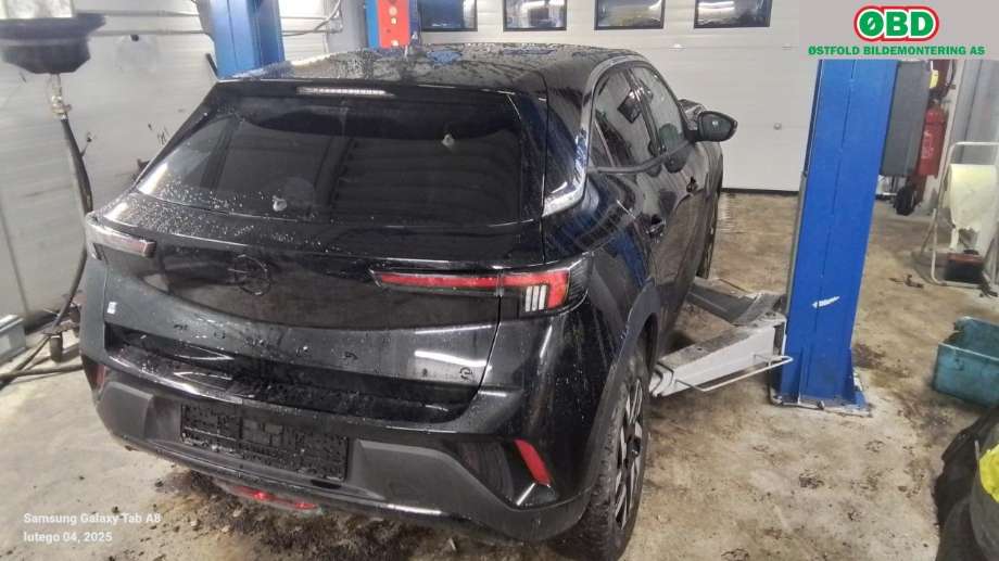 Opel Mokka E 2020-->> (Type II) , Motorkode: ZKW, Girkassekode: 
