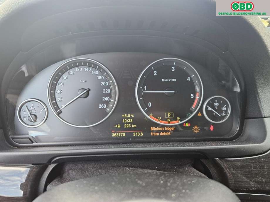 BMW 5-Serie 2010-2017 (F10/F11) (F10/F11), Motorkode: N57-D30A, Girkassekode: 