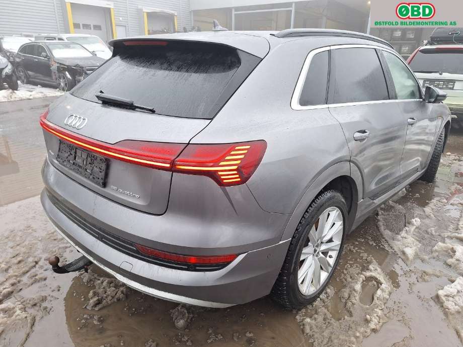 Audi e-tron 2018-->> , Motorkode: BM1J, Girkassekode: 
