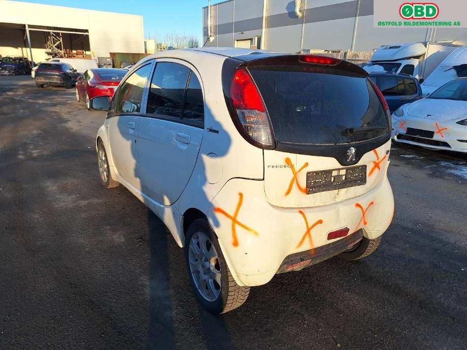 Peugeot iOn 2011-2020 , Motorkode: Y4F1, Girkassekode: 