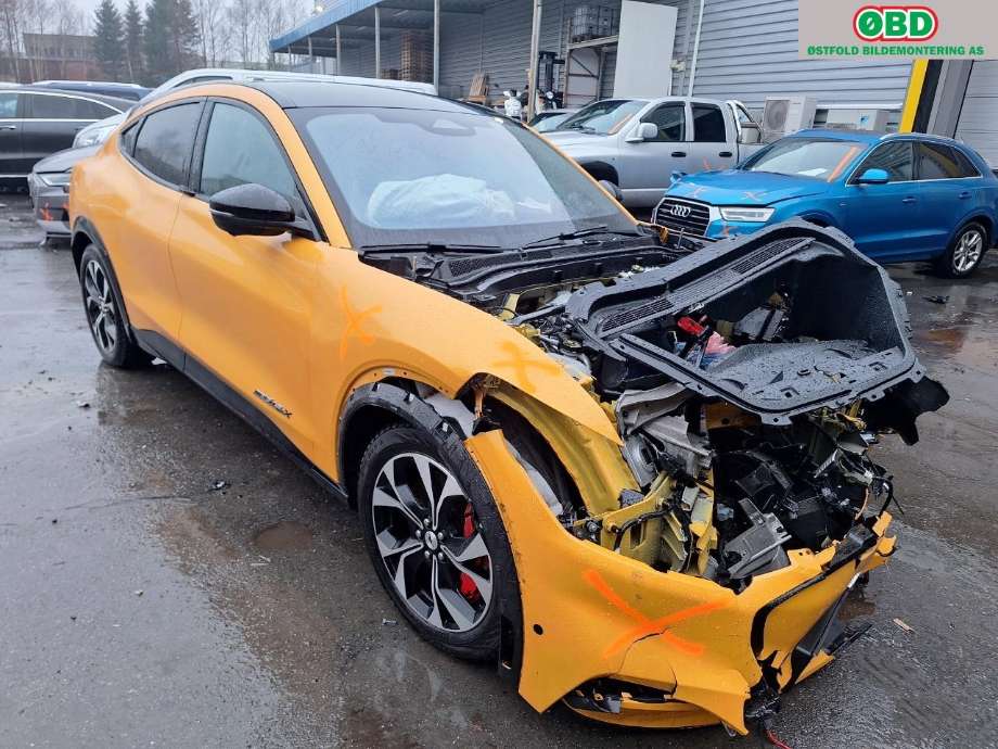 Ford Mustang Mach-e 2020-->> , Motorkode: U, Girkassekode: 