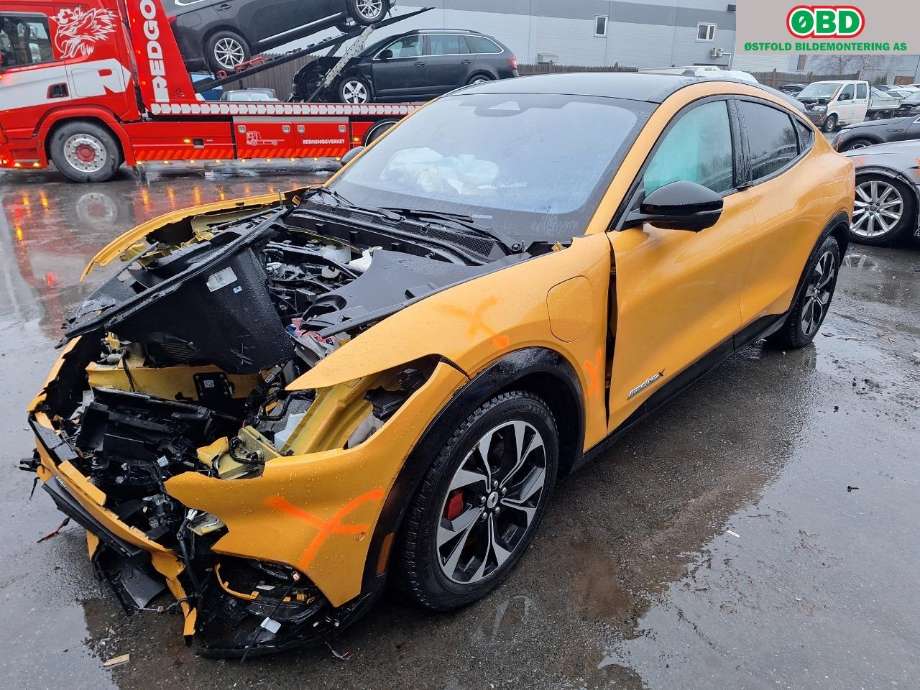 Ford Mustang Mach-e 2020-->> , Motorkode: U, Girkassekode: 