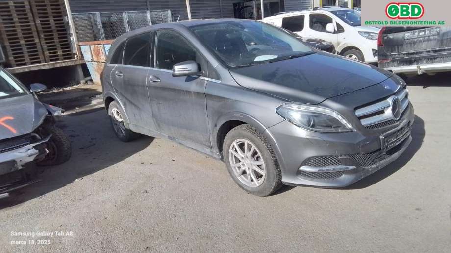 Mercedes B-Klasse 2011-2018 (W246) delebil , Motorkode: EM780.990, Girkassekode: 