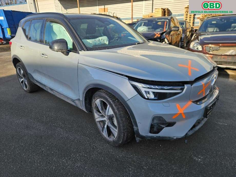 Volvo XC40 2018-2024 , Motorkode: E400V19, Girkassekode: 