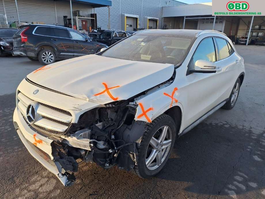 Mercedes GLA 2014-2020 (X156) (X156), Motorkode: M270.910, Girkassekode: 