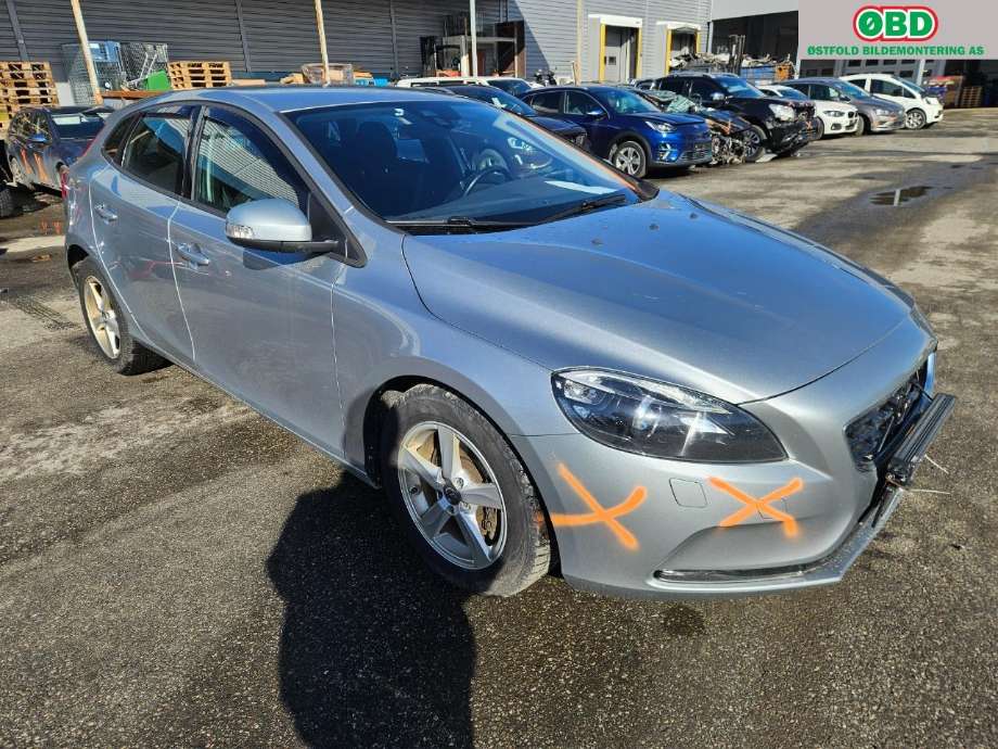 Volvo V40 2012-2019 , Motorkode: B4164T4, Girkassekode: 