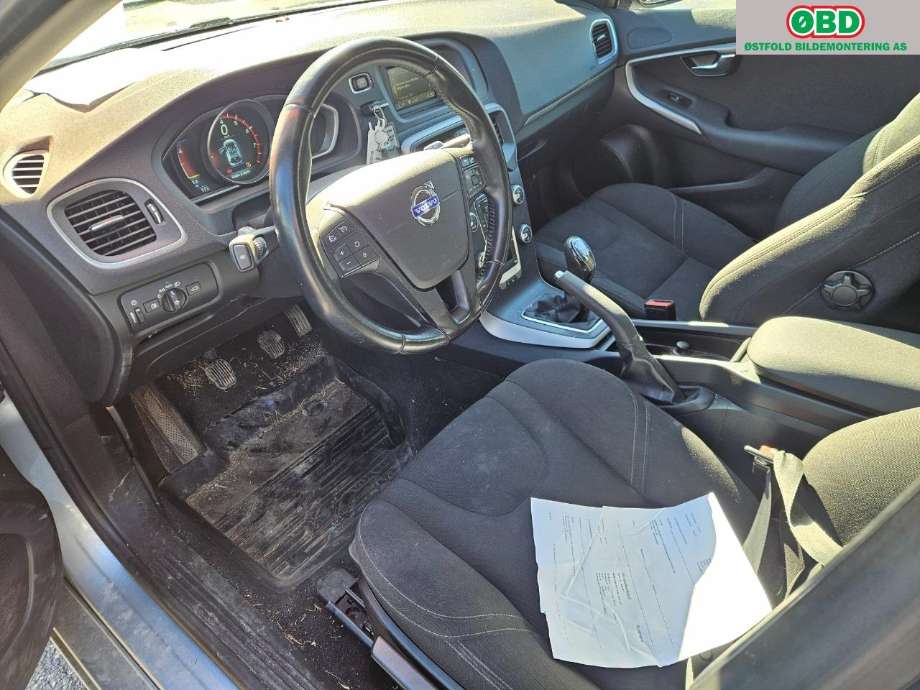 Volvo V40 2012-2019 , Motorkode: B4164T4, Girkassekode: 