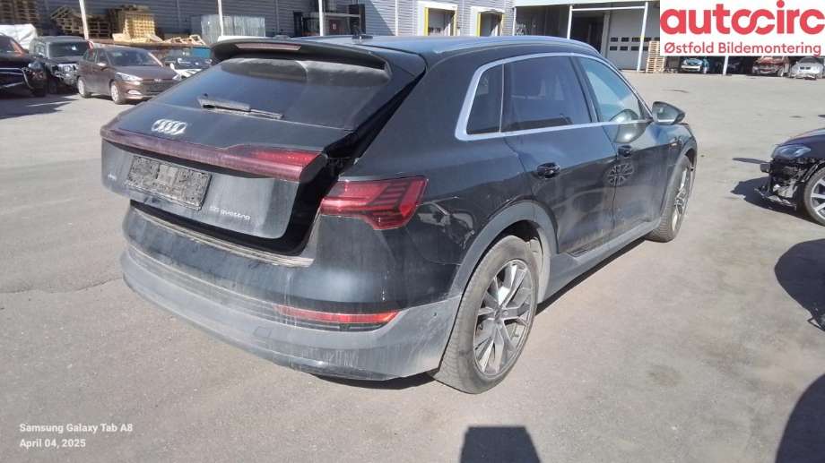 Audi e-tron 2018-->> , Motorkode: BM1J, Girkassekode: