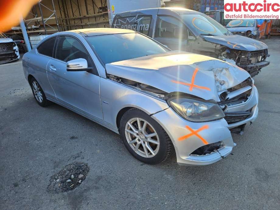 Mercedes C-Klasse 2011-2014 (Fase 2) (W204) (W204), Motorkode: M271.820, Girkassekode: 