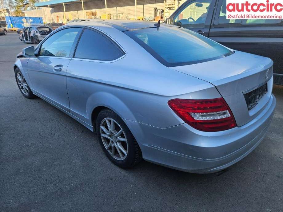 Mercedes C-Klasse 2011-2014 (Fase 2) (W204) (W204), Motorkode: M271.820, Girkassekode: 