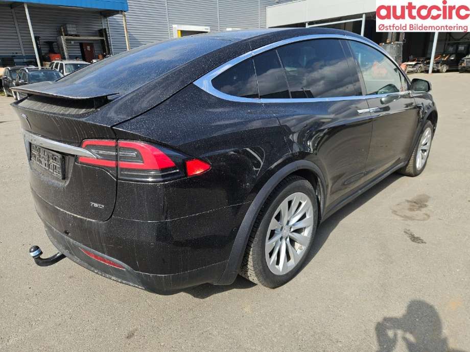 Tesla Model X 2016-->> , Motorkode: , Girkassekode: 
