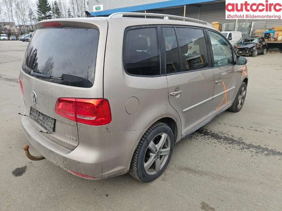 VW Touran 2010-2015 (Type I, Fase 3) , Motorkode: CFHC, Girkassekode: 
