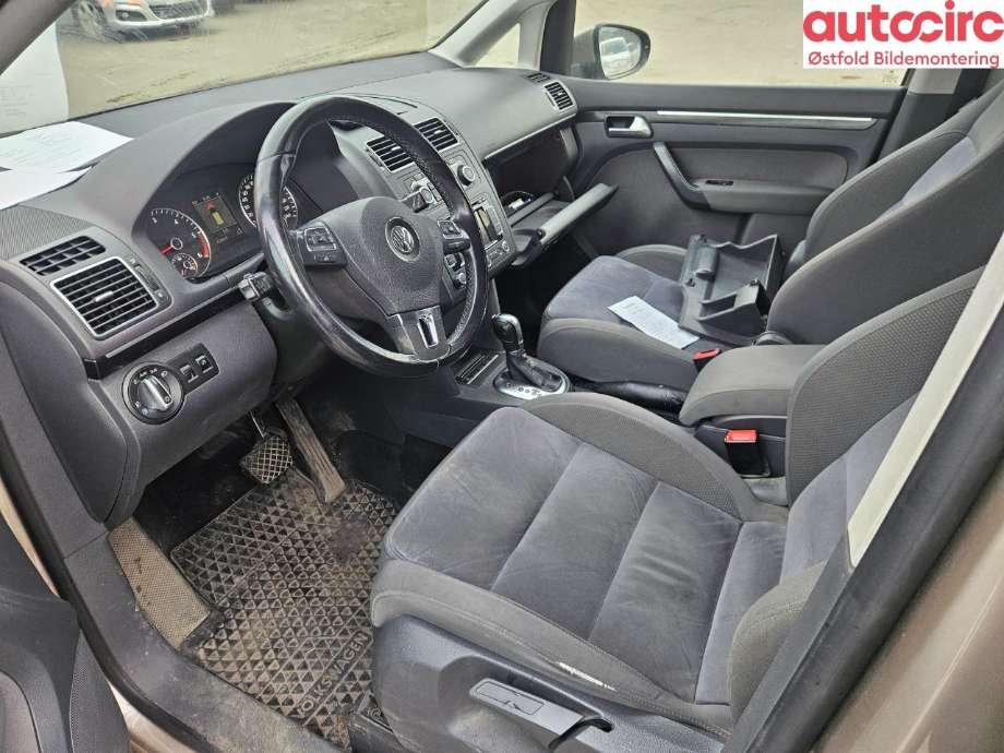 VW Touran 2010-2015 (Type I, Fase 3) , Motorkode: CFHC, Girkassekode: 