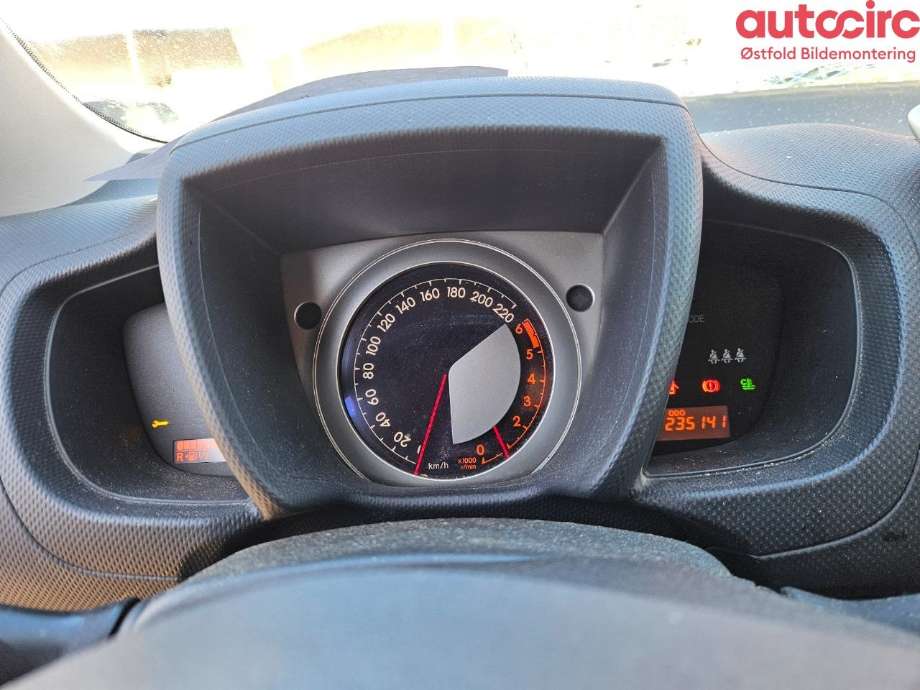 Toyota Urban Cruiser 2009-2014 , Motorkode: 1ND-TV, Girkassekode: