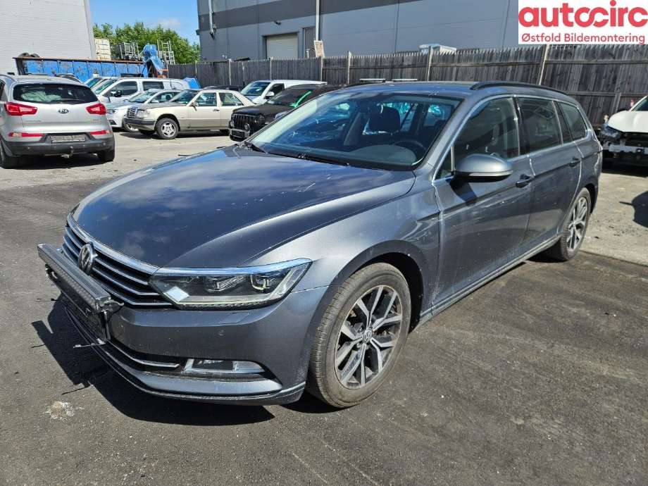 VW Passat 2015-2019 (Fase 1) (B8) (B8), Motorkode: DCXA, Girkassekode: