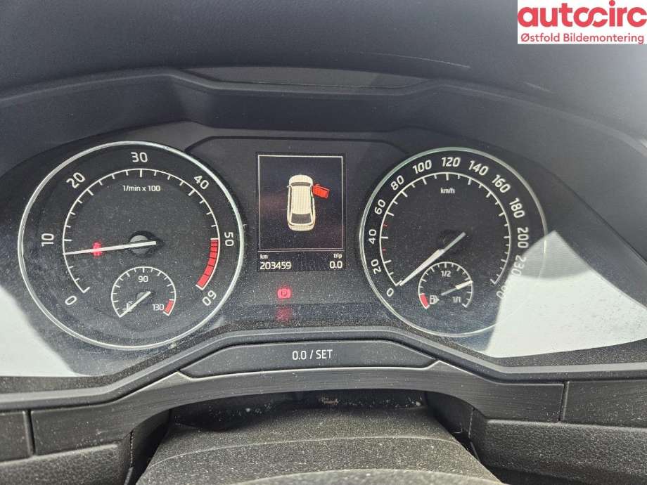 Škoda Superb 2015-->> (Type III) , Motorkode: DCXA, Girkassekode: 