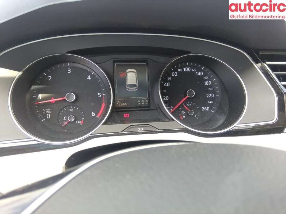 VW Passat 2015-2019 (Fase 1) (B8) (B8), Motorkode: DFCA, Girkassekode: 