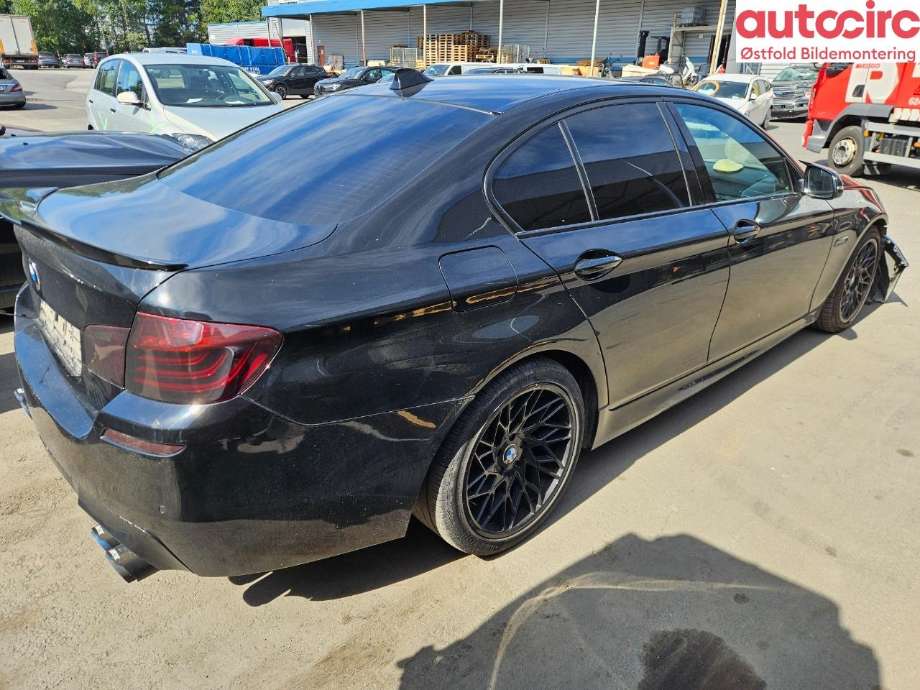 BMW 5-Serie 2010-2017 (F10/F11) (F10/F11), Motorkode: N47-D20C, Girkassekode: 