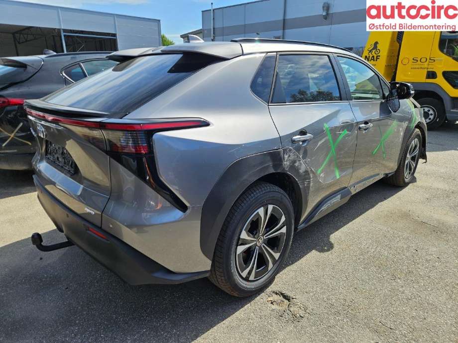 Toyota bZ4X 2022-->> , Motorkode: , Girkassekode: