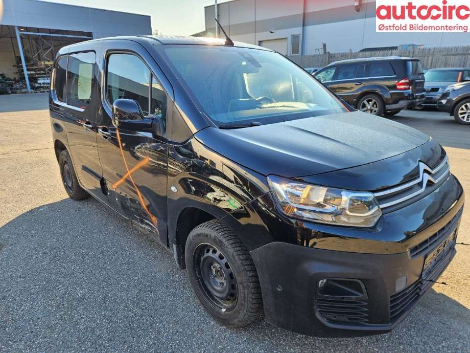 Citroën Berlingo 2019-->> (Type III) , Motorkode: YHY, Girkassekode: 