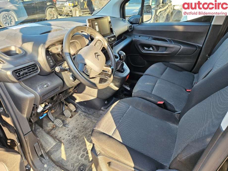 Citroën Berlingo 2019-->> (Type III) , Motorkode: YHY, Girkassekode: 