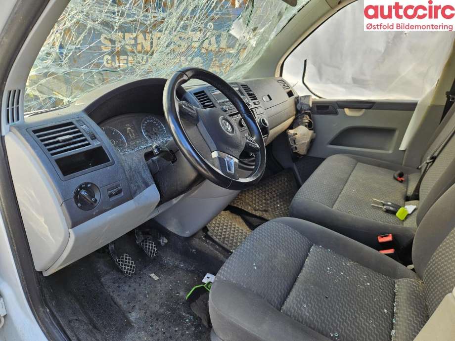 VW Transporter / Caravelle 2009-2015 (Fase 2) (T5) (T5), Motorkode: CAAD, Girkassekode: 