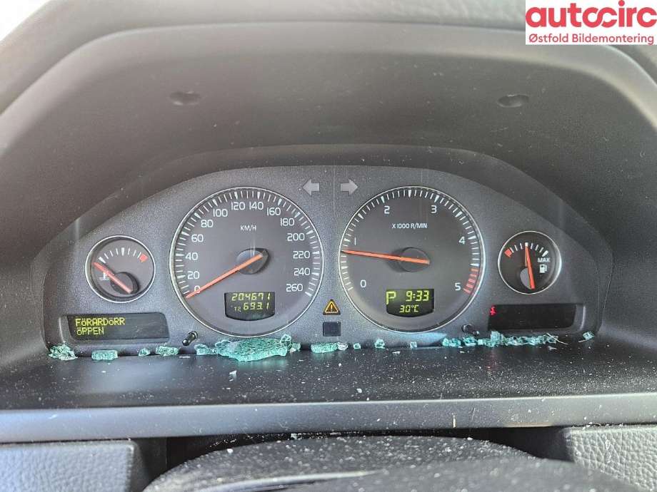 Volvo XC90 2002-2006 (Type I, Fase 1) , Motorkode: D5244T, Girkassekode: 