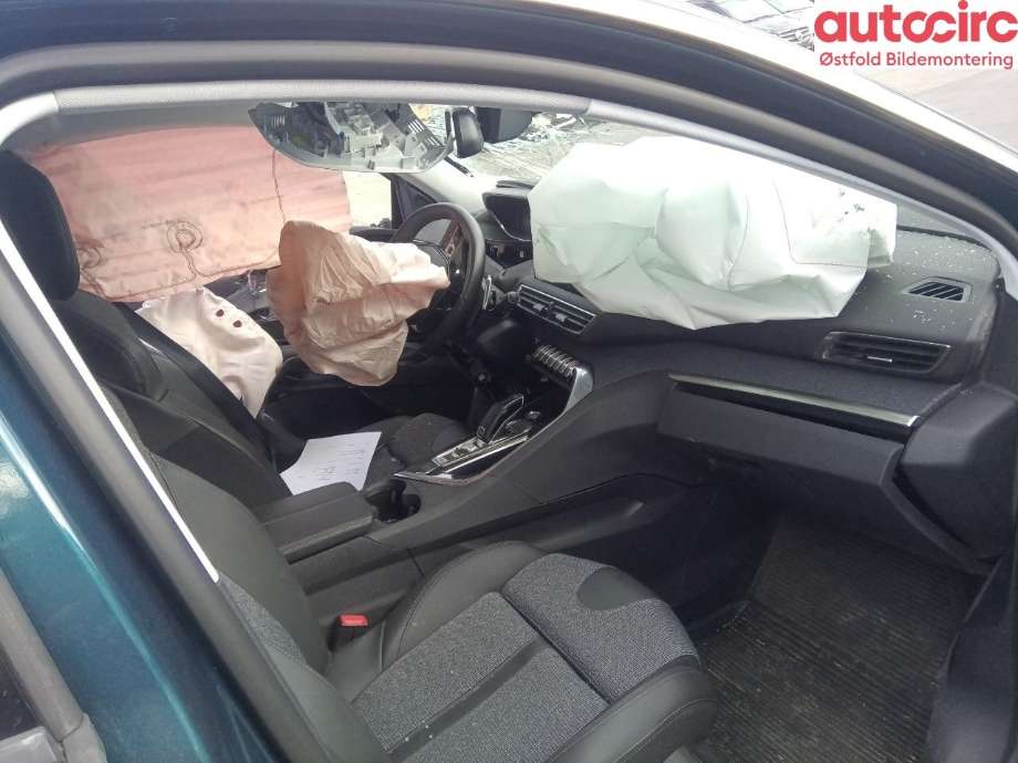 Peugeot 5008 2017-->> (Type II) , Motorkode: YHZ, Girkassekode: 