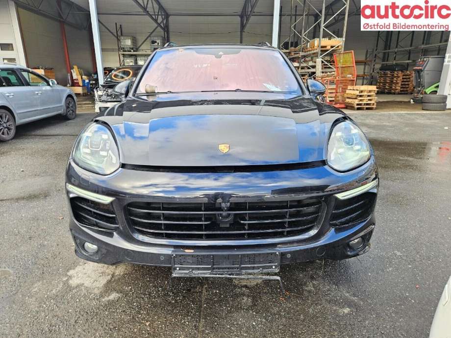 Porsche Cayenne 2010-2017 (92A) (92A), Motorkode: MCG.EA, Girkassekode: