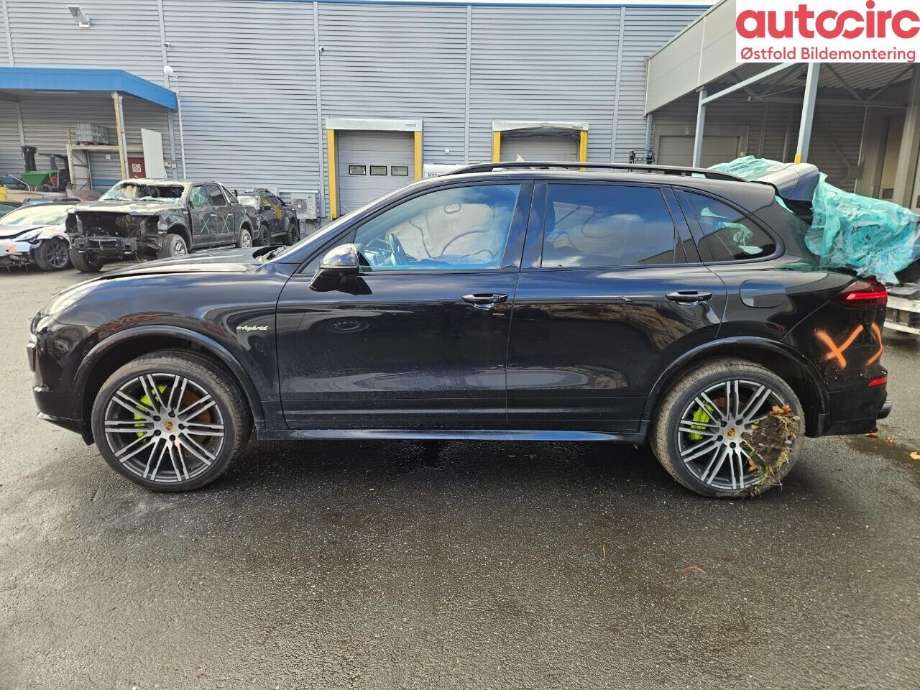 Porsche Cayenne 2010-2017 (92A) (92A), Motorkode: MCG.EA, Girkassekode: