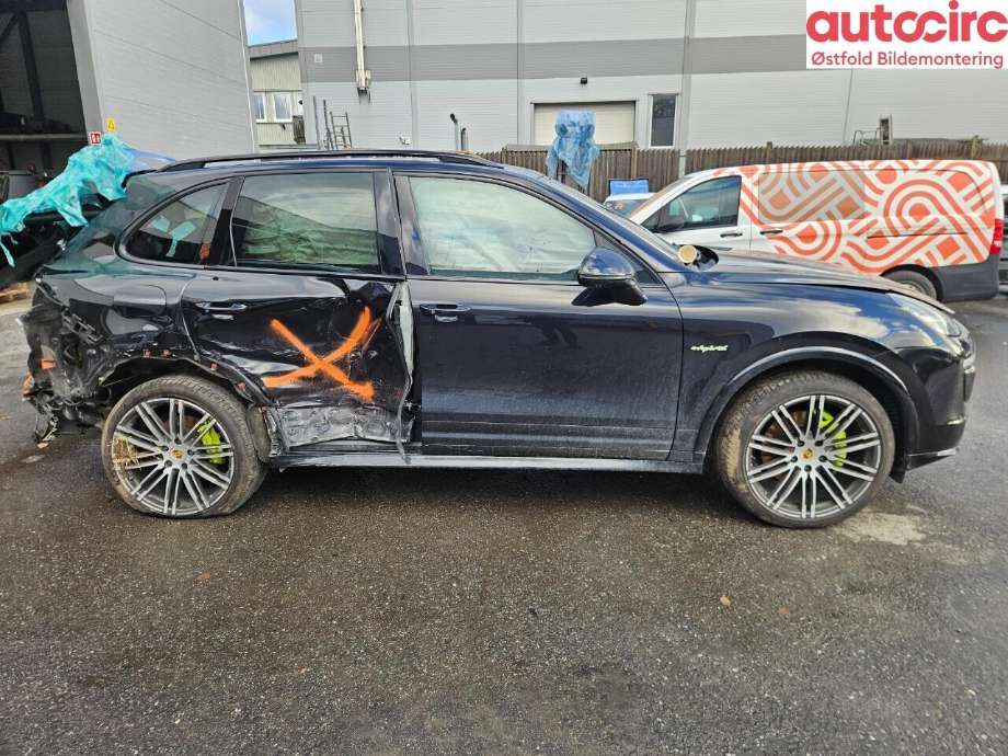 Porsche Cayenne 2010-2017 (92A) (92A), Motorkode: MCG.EA, Girkassekode: