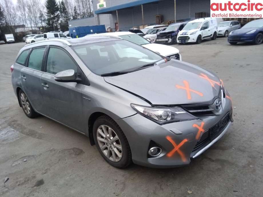 Toyota Auris 2013-2015 (Type II, Fase 1) , Motorkode: 2ZR-FXE, Girkassekode: 