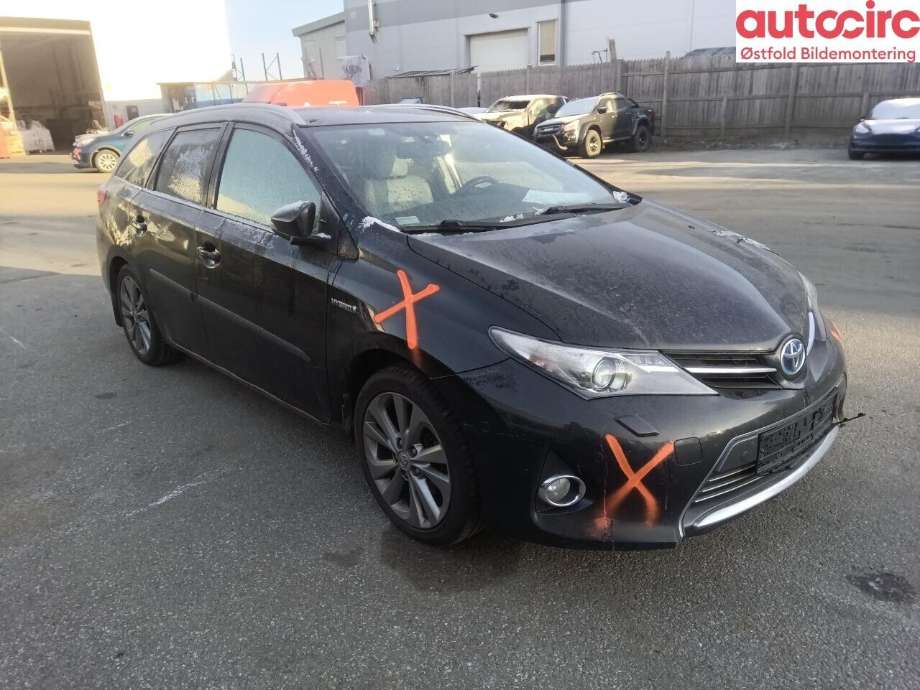 Toyota Auris 2013-2015 (Type II, Fase 1) , Motorkode: 2ZR-FXE, Girkassekode: 