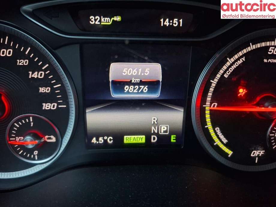 Mercedes B-Klasse 2011-2018 (W246) (W246), Motorkode: EM780.990, Girkassekode: 