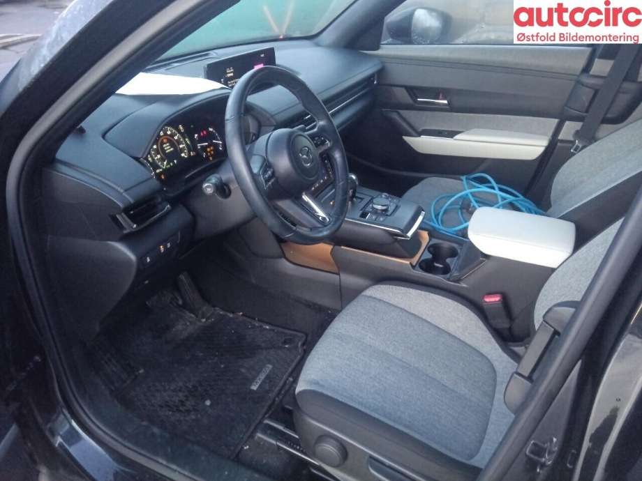 Mazda MX-30 2020-->> , Motorkode: MH01, Girkassekode: